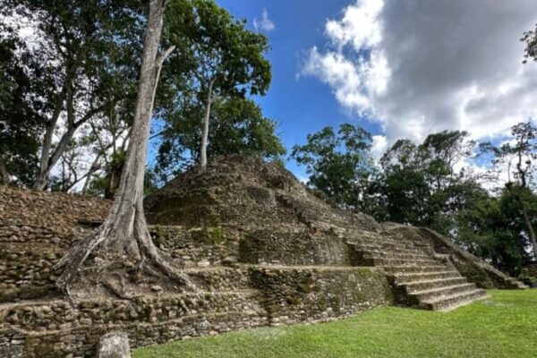 CAHAL PECH (PLACE OF TICKS)
